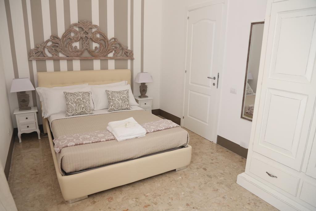 Bed and Breakfast Dimi House Лечче Экстерьер фото