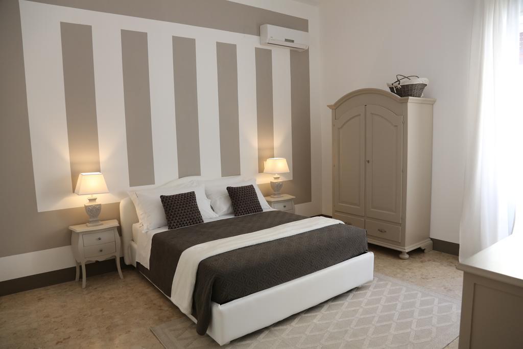 Bed and Breakfast Dimi House Лечче Экстерьер фото